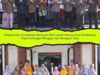Peringati Hardiknas, Guru dan Pegawai MAN 2 Semarang (Tengaran) Kabupaten Semarang Kenakan Pakaian Adat